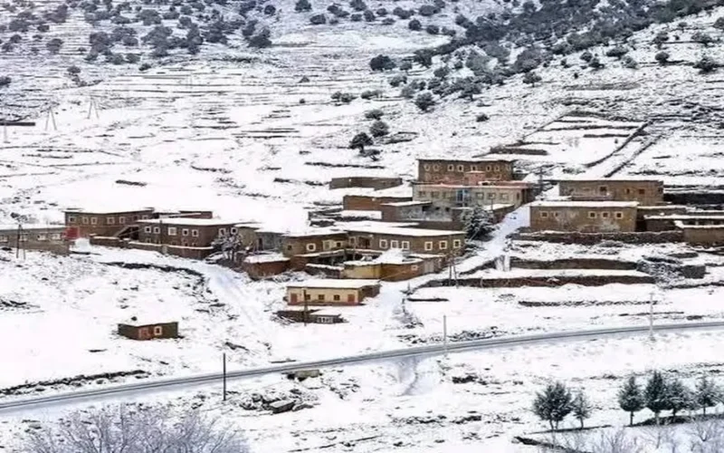 تحذير رسمي.. مناطق سعودية تواجه أمطاراً رعدية وتساقطاً للثلوج خلال ساعات